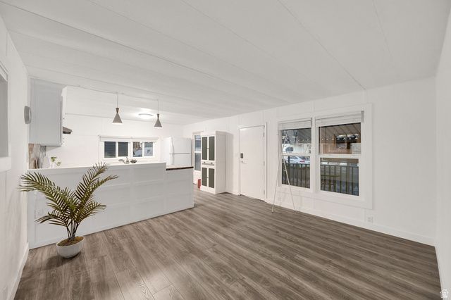 2906 S GARDEN PARK CIR, Salt Lake City, UT 84115