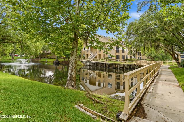 29 ARBOR CLUB Drive 103, Ponte Vedra Beach, FL 32082
