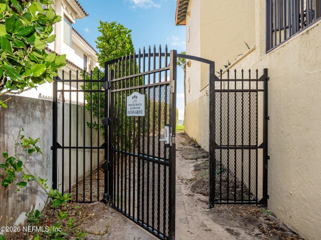 29 ARBOR CLUB Drive 103, Ponte Vedra Beach, FL 32082