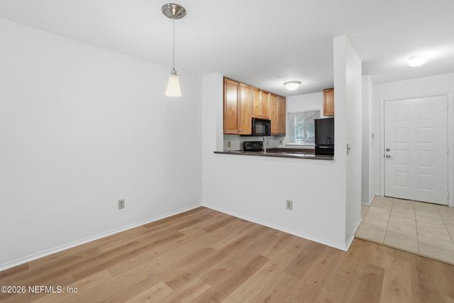 29 ARBOR CLUB Drive 103, Ponte Vedra Beach, FL 32082