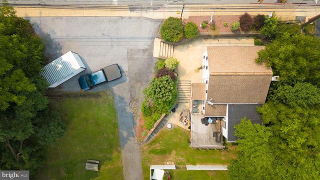 2045 MAIN ST, Lititz, PA 17543