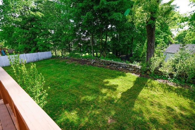 17 Old Farm Rd, Reading, MA 01867
