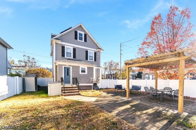 403 Jackson Ave, Dunellen Boro, NJ 08812