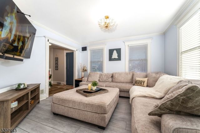 403 Jackson Ave, Dunellen Boro, NJ 08812