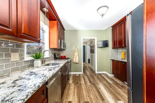 403 Jackson Ave, Dunellen Boro, NJ 08812