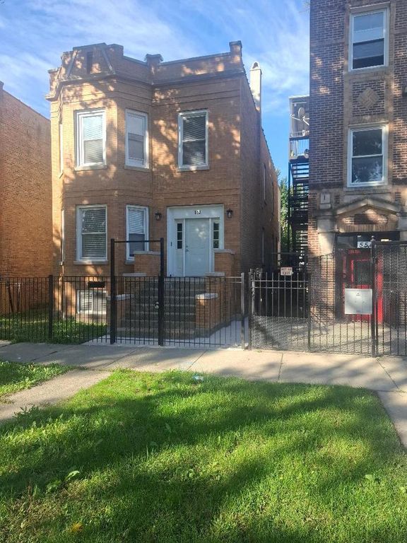 552 N Central Park Avenue, Chicago, IL 60624 — exterior