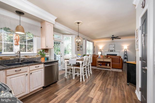305 ARLINGTON CT, Severn, MD 21144