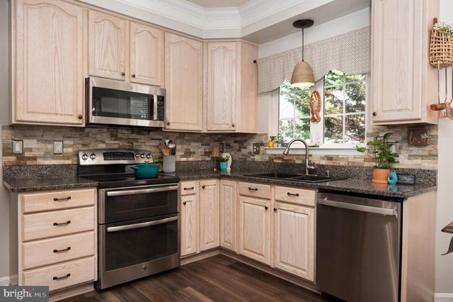 305 ARLINGTON CT, Severn, MD 21144