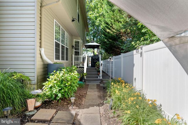 305 ARLINGTON CT, Severn, MD 21144