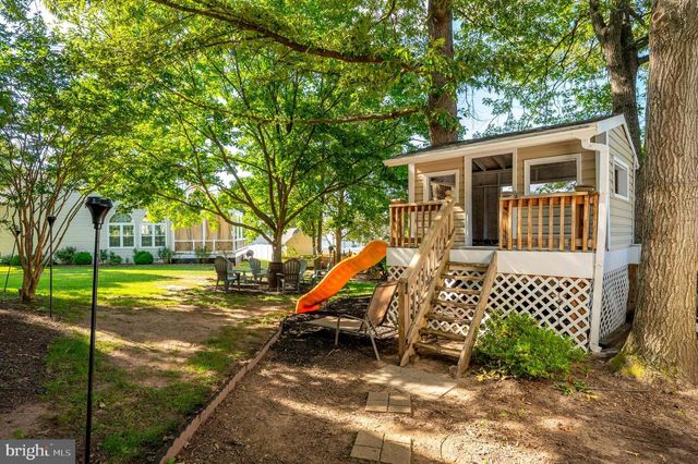 305 ARLINGTON CT, Severn, MD 21144