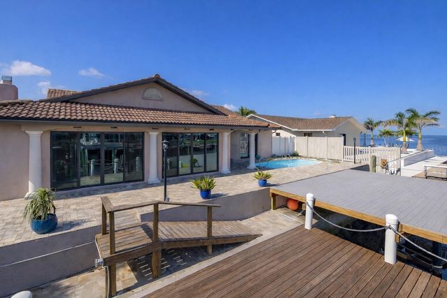 3841 RUDDER WAY, New Port Richey, FL 34652