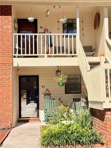 54 Colony Park, Savannah, GA 31406