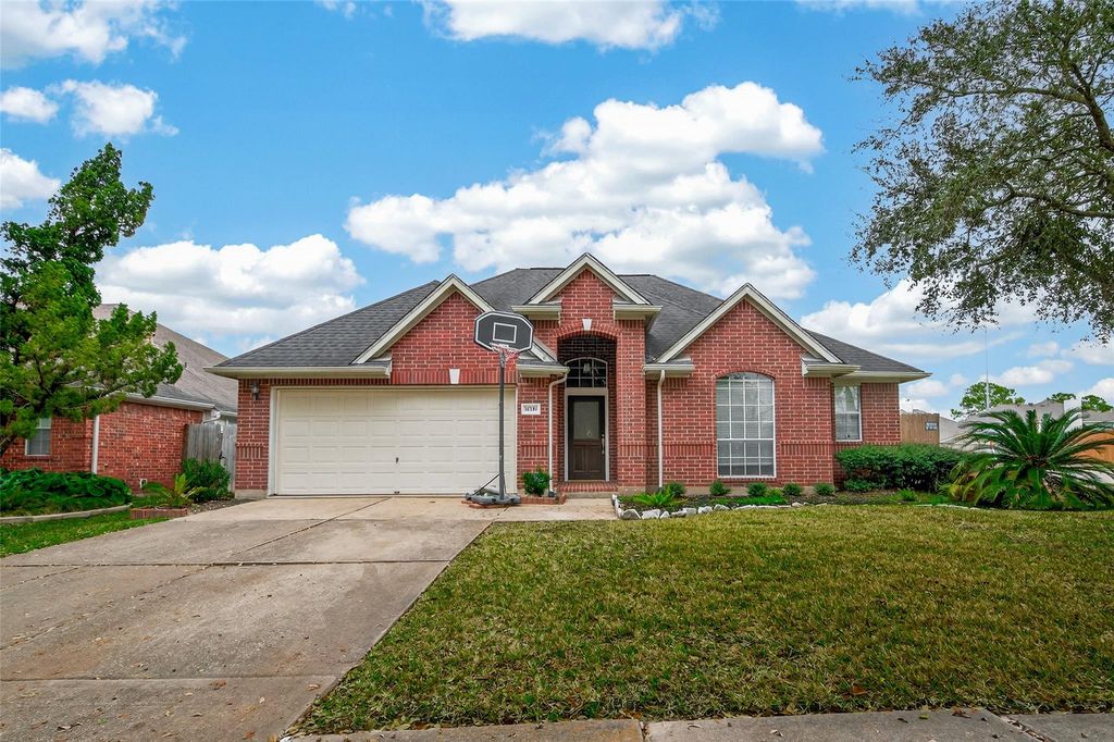 10339 Claybrook Drive, Houston, TX 77089