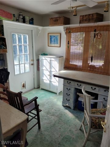 870 Forest AVE, Naples, FL 34102