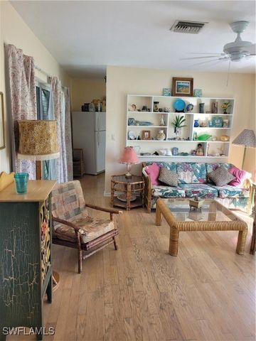 870 Forest AVE, Naples, FL 34102