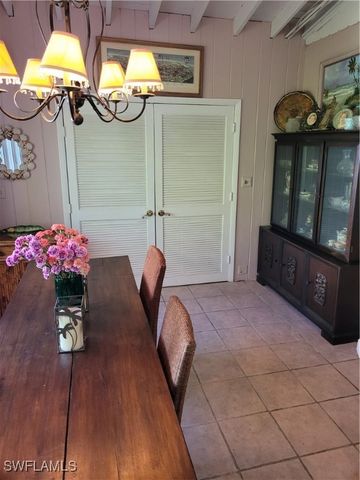 870 Forest AVE, Naples, FL 34102