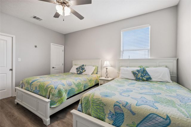 115 Ocean Shores Drive, Port Bolivar, TX 77650