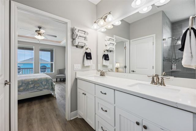 115 Ocean Shores Drive, Port Bolivar, TX 77650