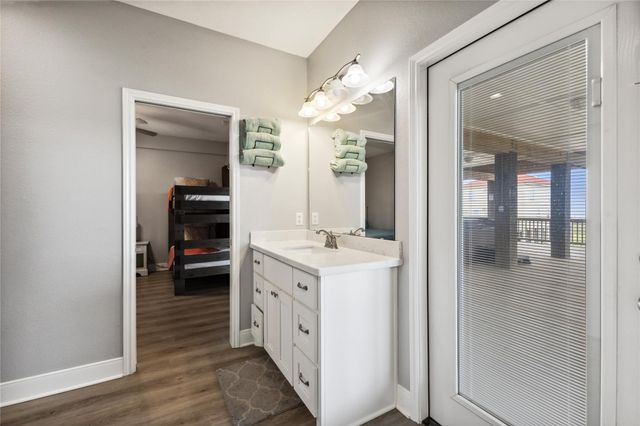 115 Ocean Shores Drive, Port Bolivar, TX 77650