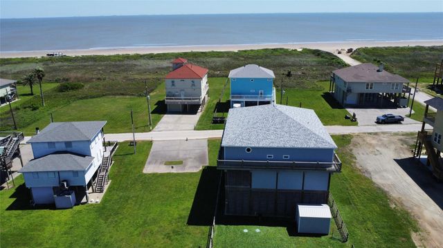 115 Ocean Shores Drive, Port Bolivar, TX 77650