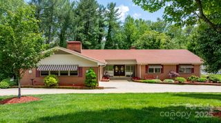 114 SE Eastwood Park Drive SE, Lenoir, NC 28645
