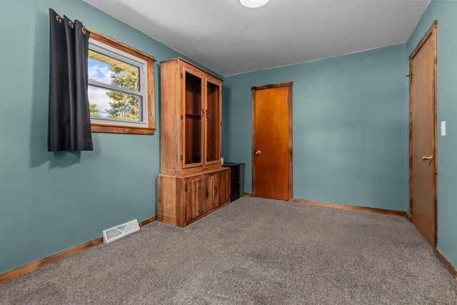 510 N FULTON STREET, Princeton, WI 54968