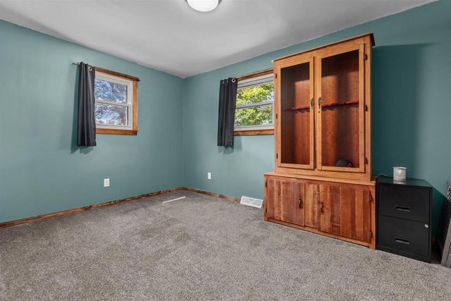 510 N FULTON STREET, Princeton, WI 54968