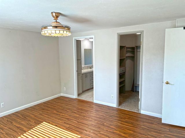 10510 W Richland Rd, Cheney, WA 99004