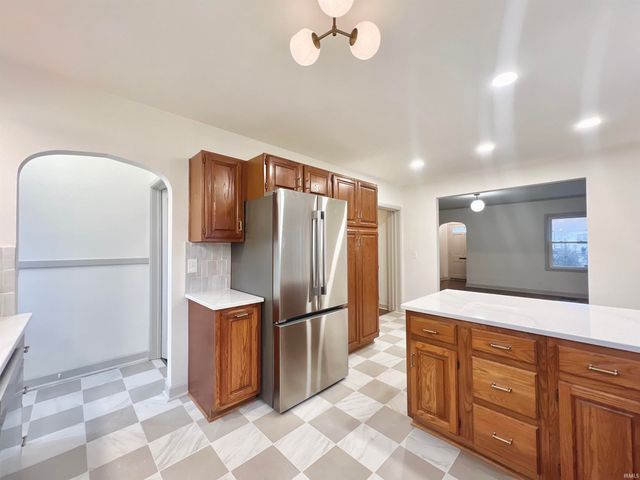 2108 Bellemeade Avenue, Evansville, IN 47714