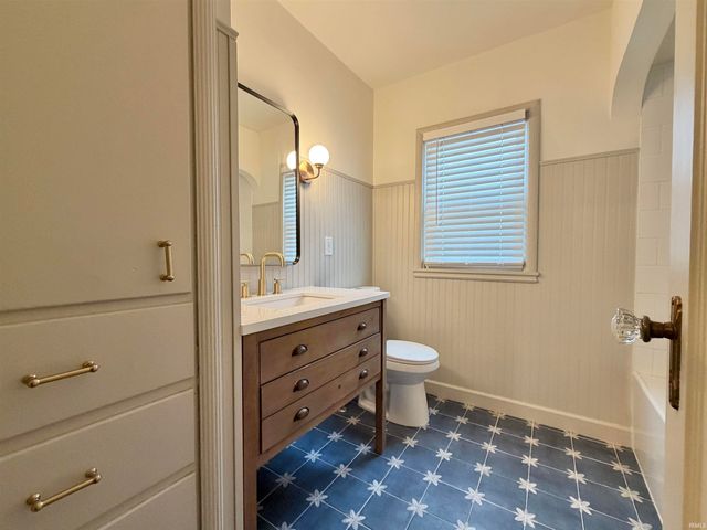 2108 Bellemeade Avenue, Evansville, IN 47714