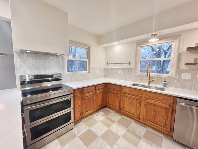 2108 Bellemeade Avenue, Evansville, IN 47714