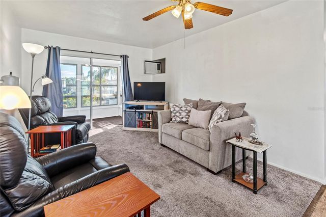 5919 GARDEN LANE H35, Bradenton, FL 34207