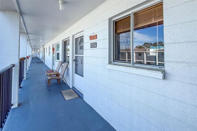 5919 GARDEN LANE H35, Bradenton, FL 34207