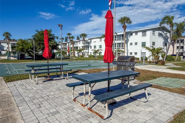 5919 GARDEN LANE H35, Bradenton, FL 34207