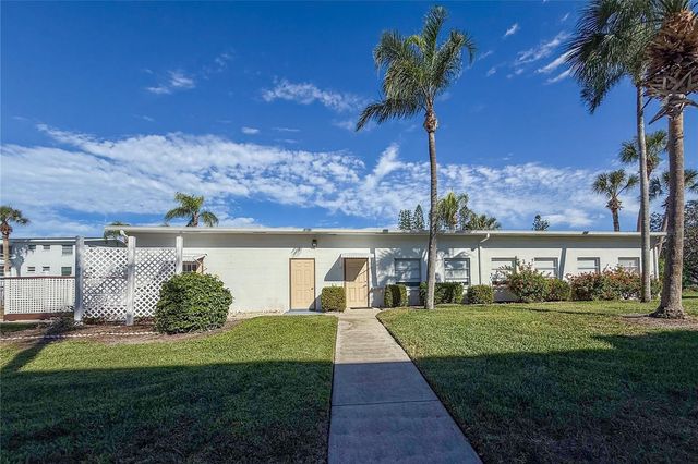 5919 GARDEN LANE H35, Bradenton, FL 34207