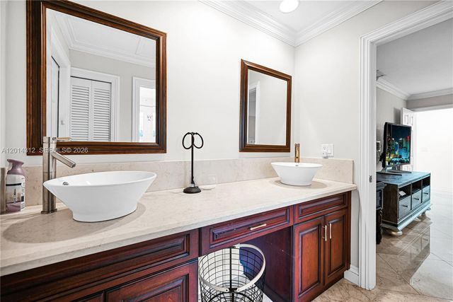 9866 SW 111th Ter 9866, Miami, FL 33176