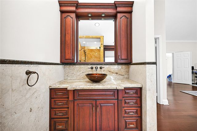9866 SW 111th Ter 9866, Miami, FL 33176
