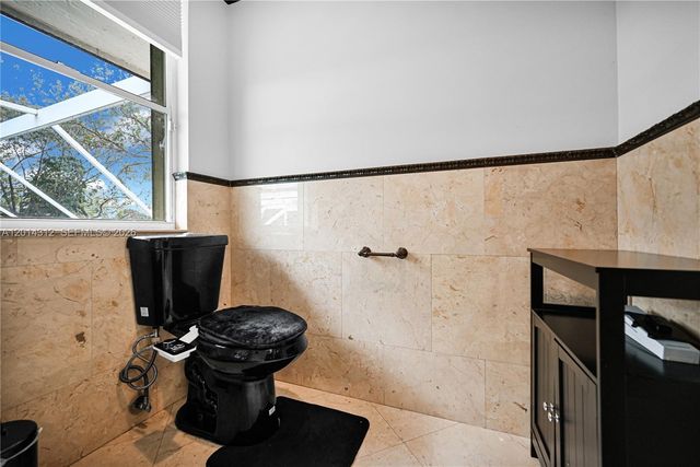 9866 SW 111th Ter 9866, Miami, FL 33176