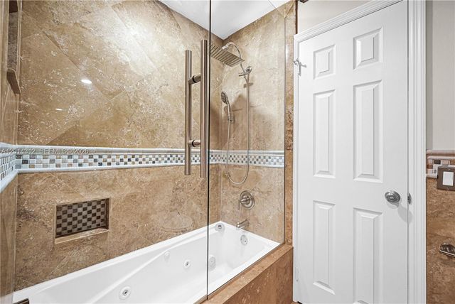9866 SW 111th Ter 9866, Miami, FL 33176