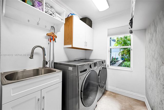 9866 SW 111th Ter 9866, Miami, FL 33176