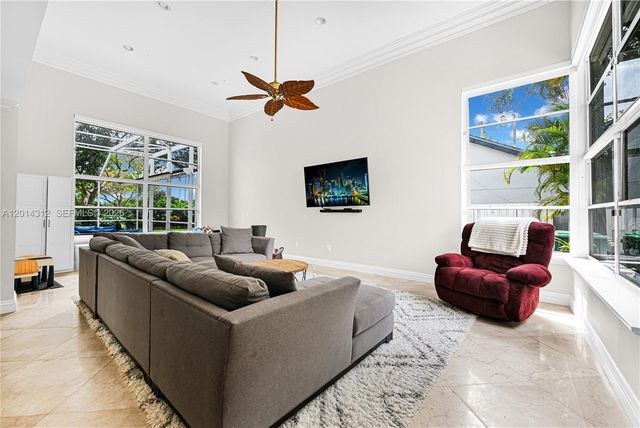 9866 SW 111th Ter 9866, Miami, FL 33176