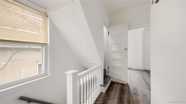 34 S High Street, Mount Vernon, NY 10550