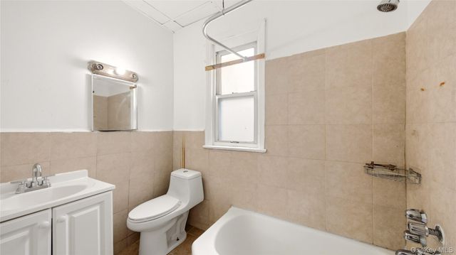 34 S High Street, Mount Vernon, NY 10550