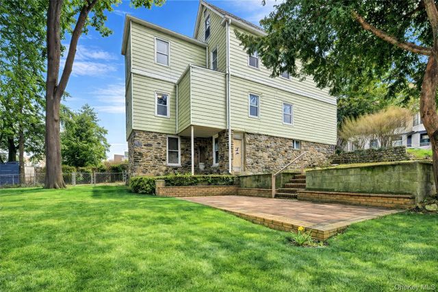 34 S High Street, Mount Vernon, NY 10550