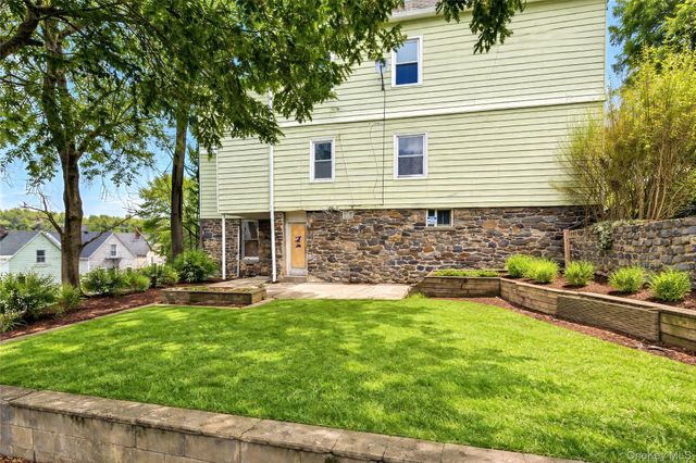 34 S High Street, Mount Vernon, NY 10550