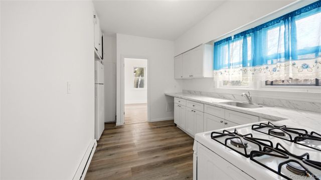 34 S High Street, Mount Vernon, NY 10550