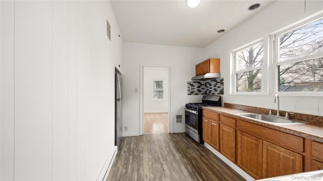 34 S High Street, Mount Vernon, NY 10550