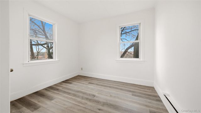 34 S High Street, Mount Vernon, NY 10550