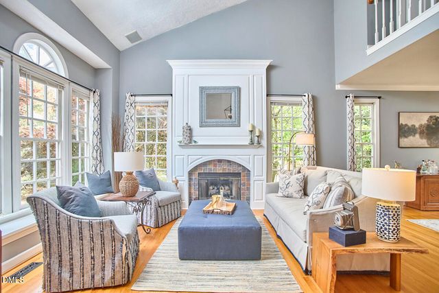 1216 E Pointe Drive, Durham, NC 27712