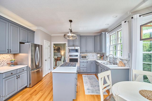 1216 E Pointe Drive, Durham, NC 27712